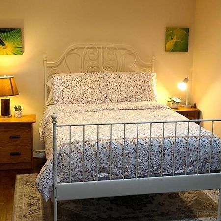 Spacious And Bright Unit With Natural Light. Pickering Exterior foto